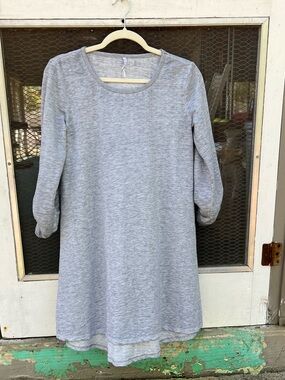 Z Supply Light Gray Long Sleeve Scoop Neck Dress
